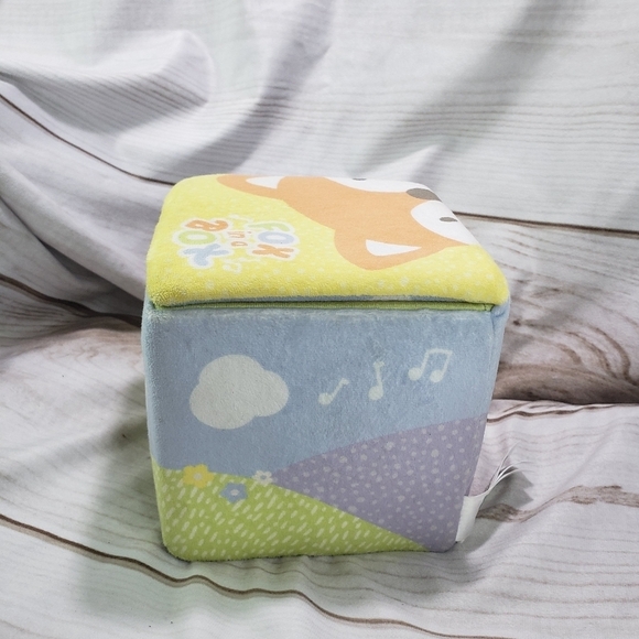 Baby Gund Fox In A Box Hide And Seek Musical Plush Toy 2022 Interactive Sensory - Picture 6 of 14
